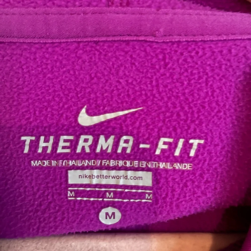 Nike Therma-Fit Fleece in Vibrant Purple